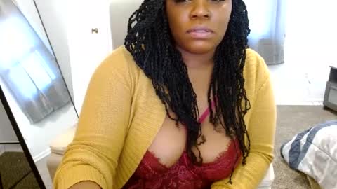 Amoya online show from February 24, 2025, 5:42 pm