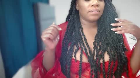 Amoya online show from April 14, 2026, 2:39 am