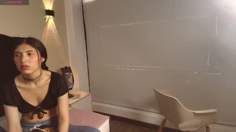 Ambar Ross online show from September 19, 2025, 7:25 pm