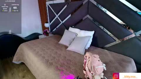 Ambar Ross online show from May 26, 2026, 1:40 pm