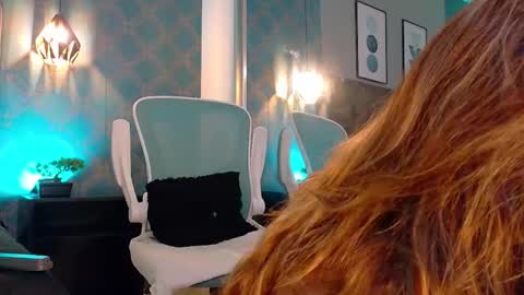 Ambar  online show from January 19, 2026, 1:04 pm