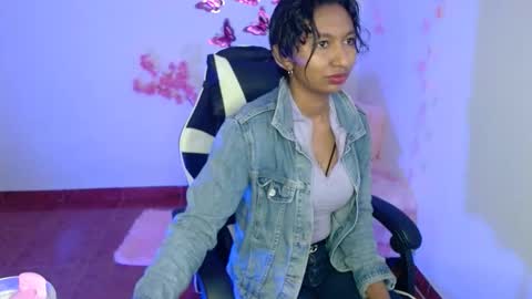 Snapshot of amber__777 chatting on October 14, 2025, 12:22 am amber__777 online show from October 14, 2025, 12:22 am