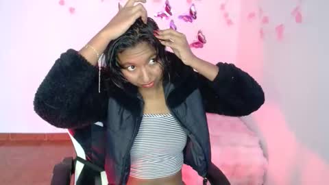Snapshot of amber__777 chatting on October 21, 2025, 12:39 pm amber__777 online show from October 21, 2025, 12:39 pm