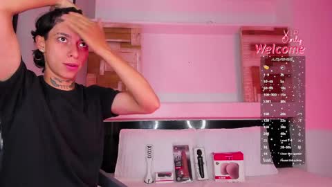 Amber  online show from April 1, 2026, 2:14 pm