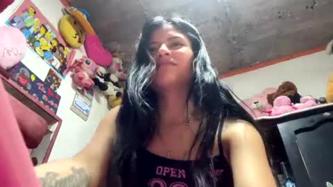 Snapshot of amber_bailey01 chatting on June 17, 2026, 9:05 pm Luu online show from June 17, 2026, 9:05 pm