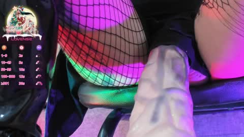 Snapshot of amber_blair chatting on December 27, 2024, 1:00 am amber_blair online show from December 27, 2024, 1:00 am