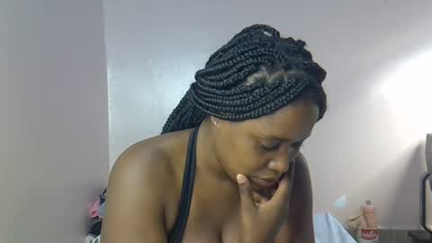 Snapshot of amber_cutie2 chatting on June 27, 2026, 12:15 am amber_cutie2 online show from June 27, 2026, 12:15 am