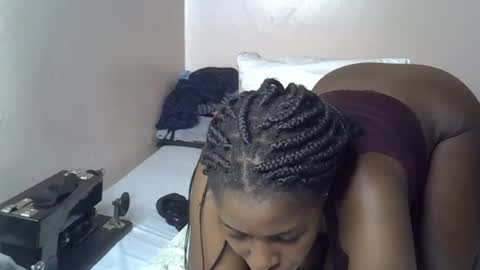 Snapshot of amber_cutie2 chatting on July 18, 2026, 3:00 am amber_cutie2 online show from July 18, 2026, 3:00 am