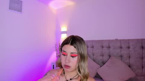 Snapshot of amber_palmer chatting on April 24, 2026, 8:44 pm amber_palmer online show from April 24, 2026, 8:44 pm