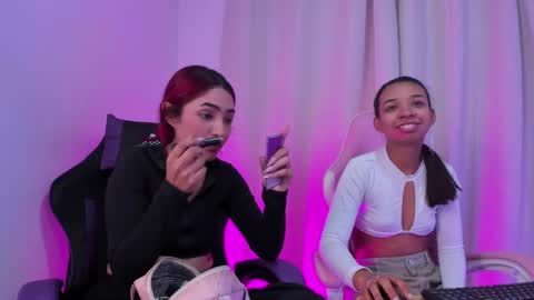 Snapshot of amberbaker21 chatting on January 22, 2025, 12:06 pm Amber Baker online show from January 22, 2025, 12:06 pm