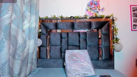 Amber  online show from February 16, 2026, 2:29 am