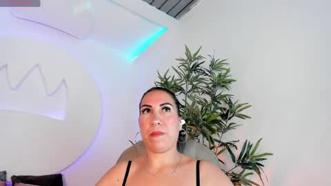 Amber online show from April 12, 2026, 11:04 am