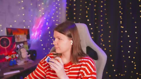 Snapshot of amberlyyy chatting on May 23, 2026, 9:13 am my name is Sonya but you can call me your favorite girl 3 online show from May 23, 2026, 9:13 am