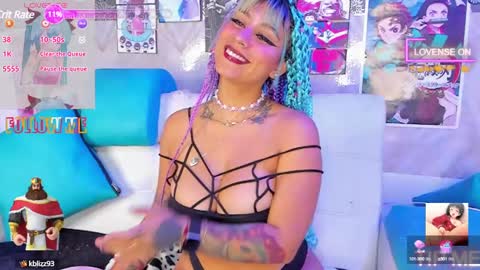 amberr_thompson online show from January 28, 2025, 8:14 am