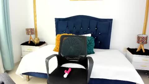 Snapshot of amberrsmith_ chatting on July 3, 2026, 3:51 pm Amber online show from July 3, 2026, 3:51 pm
