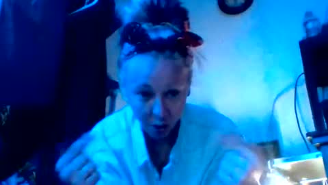 Snapshot of ambionce chatting on June 16, 2026, 7:05 pm ambionce online show from June 16, 2026, 7:05 pm