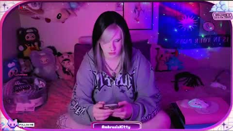 Snapshot of ambrosiakitty chatting on May 28, 2026, 9:17 am Ambrosia online show from May 28, 2026, 9:17 am