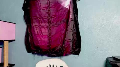 Amelia  Lucas online show from November 9, 2025, 3:32 pm