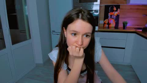 Snapshot of ameli_moon chatting on February 28, 2025, 6:52 pm Eileen online show from February 28, 2025, 6:52 pm