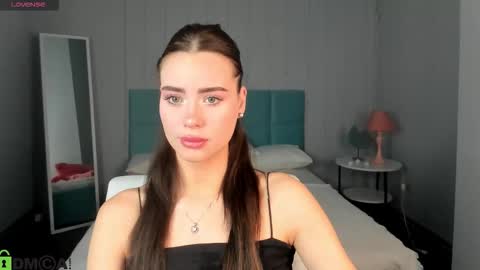 Snapshot of ameli_povilainn chatting on January 18, 2026, 4:05 am Ameli online show from January 18, 2026, 4:05 am