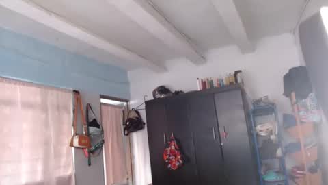 Snapshot of amelia_2023 chatting on December 8, 2024, 1:03 pm amelia  online show from December 8, 2024, 1:03 pm