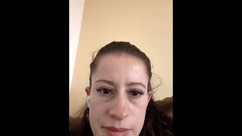 amelia online show from April 2, 2026, 8:39 pm