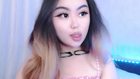 Snapshot of amelia_sunlight chatting on June 10, 2026, 5:23 pm Amelia online show from June 10, 2026, 5:23 pm