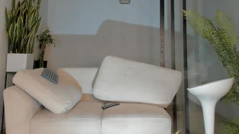 Ameliajones online show from April 6, 2026, 4:46 am