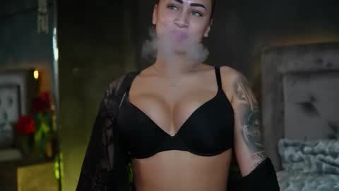  Amelia  online show from November 16, 2025, 8:36 pm