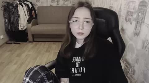 Snapshot of ameliakamishiro chatting on January 14, 2025, 3:26 pm Amelia online show from January 14, 2025, 3:26 pm