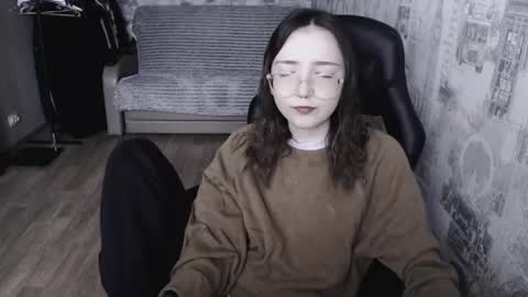 Snapshot of ameliakamishiro chatting on January 19, 2025, 8:07 am Amelia online show from January 19, 2025, 8:07 am