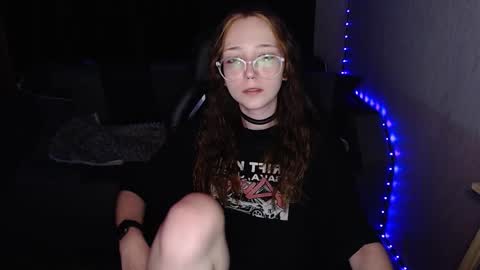 Snapshot of ameliakamishiro chatting on October 10, 2025, 7:02 pm Amelia online show from October 10, 2025, 7:02 pm