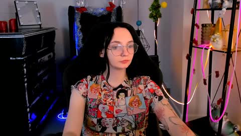 Amelia online show from December 20, 2024, 5:36 am