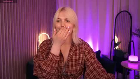  Amelia  online show from May 26, 2026, 4:08 am