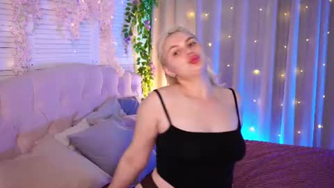  Amelia  online show from June 20, 2026, 2:36 am