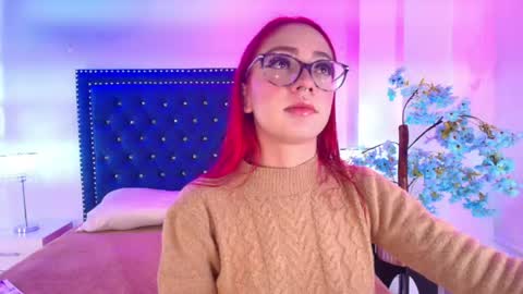 Snapshot of amelie_adamsx chatting on June 1, 2026, 11:23 am Amelie online show from June 1, 2026, 11:23 am