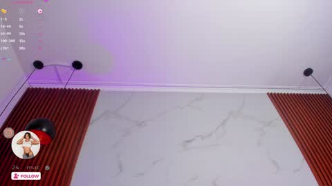 Alejandra  online show from December 30, 2024, 9:05 am