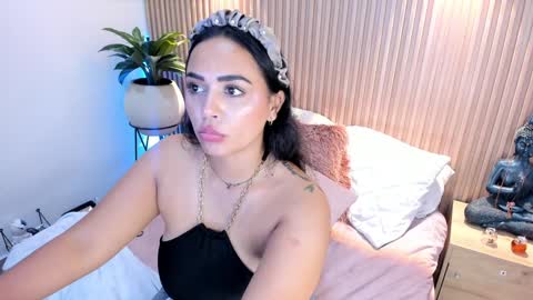 Amelie online show from January 17, 2025, 4:47 pm