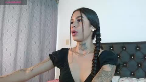 Snapshot of ameliejoness_ chatting on July 1, 2026, 9:25 pm Ameliejoness online show from July 1, 2026, 9:25 pm