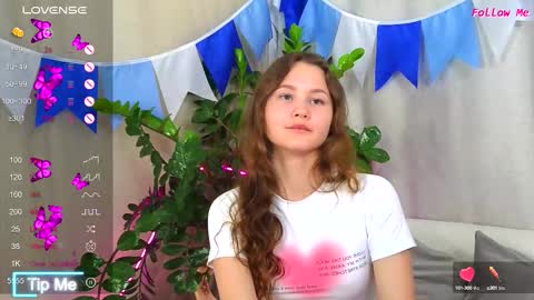 AmeliRoyse online show from September 26, 2025, 5:17 pm