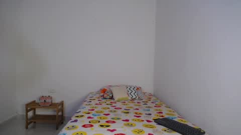 Snapshot of amelycaro chatting on February 4, 2025, 3:11 am Amely  online show from February 4, 2025, 3:11 am