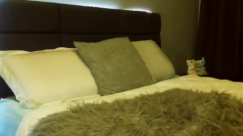 HOT white  naughty leo  xxx online show from February 3, 2025, 10:58 am