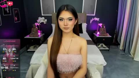 Snapshot of amethyst_claire chatting on June 20, 2026, 8:39 am Claire online show from June 20, 2026, 8:39 am