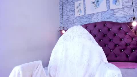 Snapshot of ametrix_ chatting on February 10, 2025, 9:58 pm online show from February 10, 2025, 9:58 pm