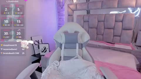 Snapshot of ametrix_ chatting on March 7, 2025, 10:21 pm online show from March 7, 2025, 10:21 pm