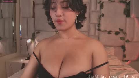 Snapshot of ametrix_ chatting on October 14, 2025, 11:05 pm online show from October 14, 2025, 11:05 pm