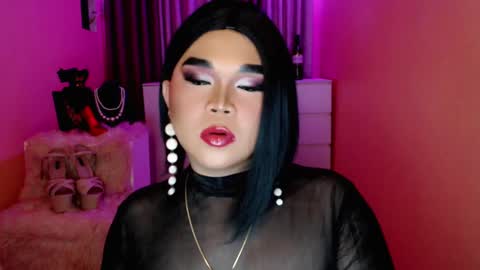 Queen Mireska online show from January 5, 2025, 1:58 pm