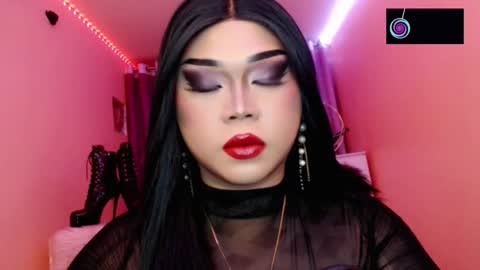 Queen Mireska online show from October 18, 2025, 3:02 pm