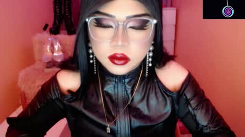 Queen Mireska online show from March 10, 2026, 5:18 pm