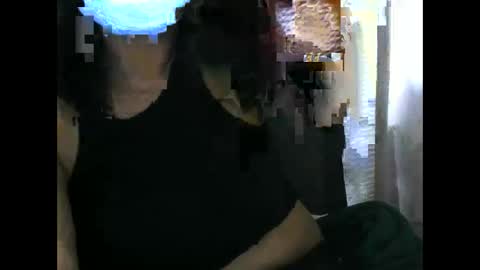 Snapshot of amichouu chatting on December 2, 2025, 8:04 pm amichouu online show from December 2, 2025, 8:04 pm